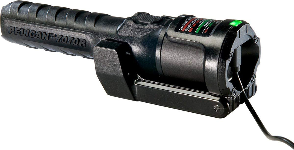 Средний тактический аккумуляторный фонарь Pelican™ 7070R, черный
