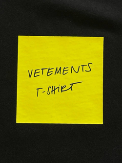 Футболка Vetements