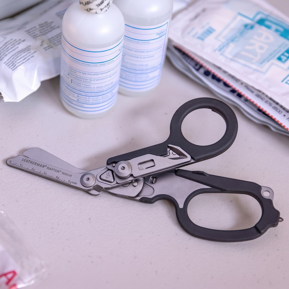 Ножницы-мультитул Leatherman Raptor Rescue Coyote and Black