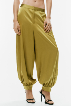 ZARA АТЛАСНЫЕ БРЮКИ-САРУЭЛЬ С АНИМАЛИСТИЧЕСКИМ ПРИНТОМ, ЦВЕТ ОЛИВКОВОГО МАСЛА