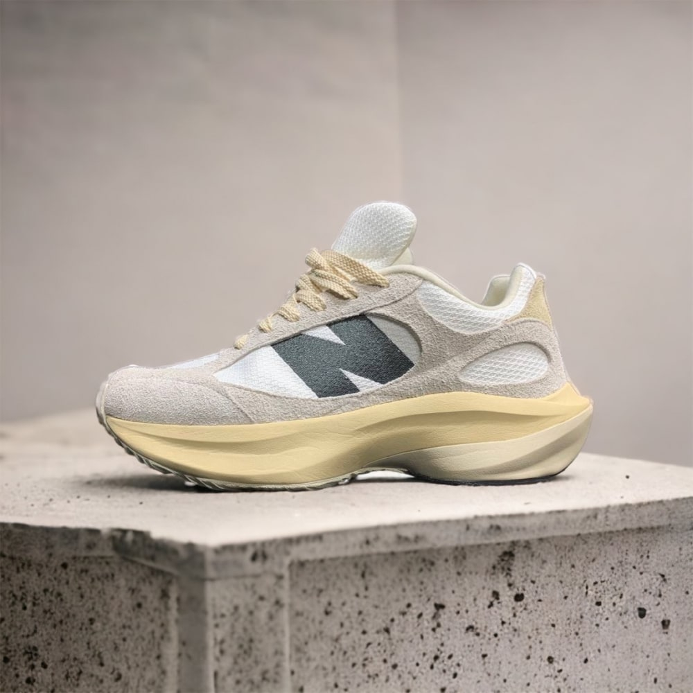 New Balance Warped Runner • Gray