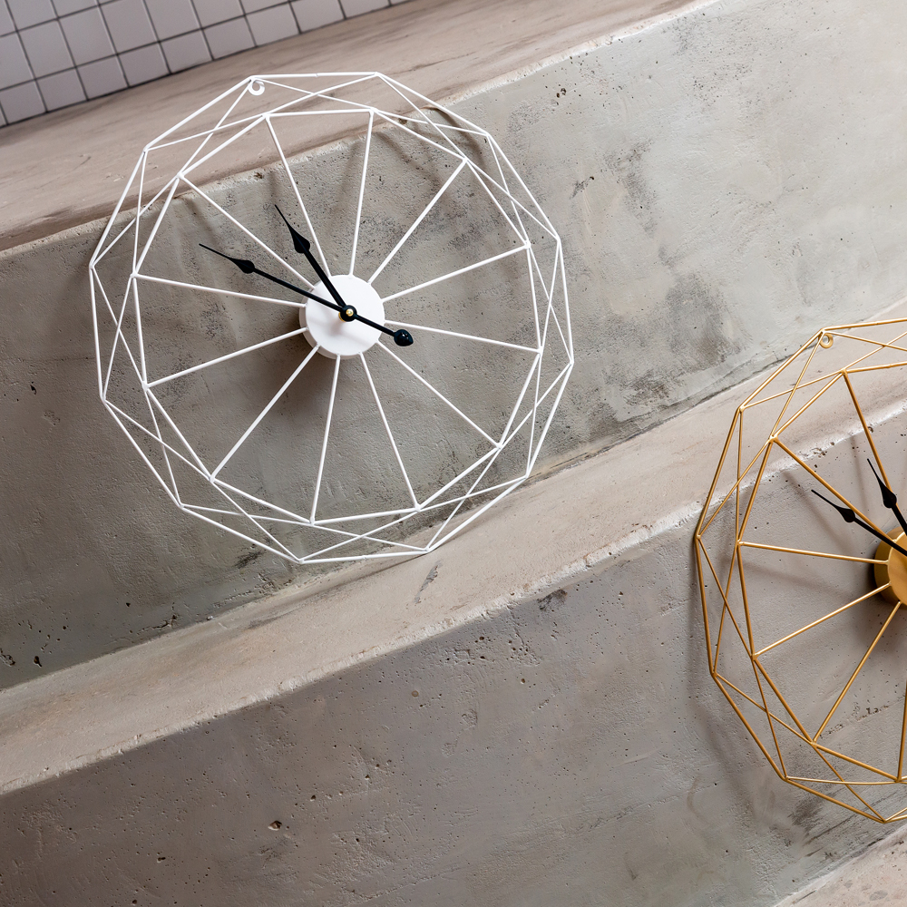 Часы Барфилд Объект мечты