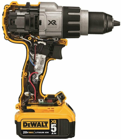 Ударная дрель-шуруповерт DEWALT DCD996P2, 18 В, 2250 об/мин, 38250 уд/мин, с 2 АКБ 5 Ач и ЗУ, в кейсе