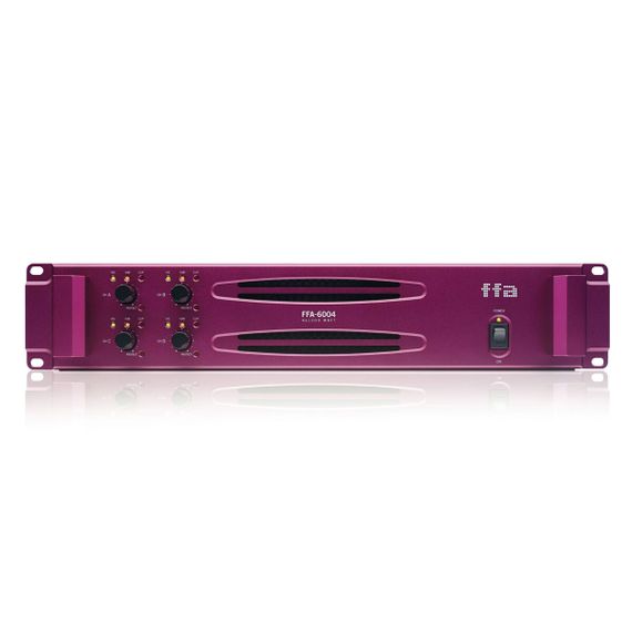 FUNKTION‑ONE FFA‑6004 четырёхканальный усилитель мощности (класс D), 4 × 900 Вт (8 Ом), 4 × 1500 Вт (4 Ом).