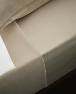 ZARA HOME (300 НИТЕЙ) ПРОСТЫНЯ НА РЕЗИНКЕ ИЗ САТИНА | ВЫСОТА 40 СМ, ЭКРЮ