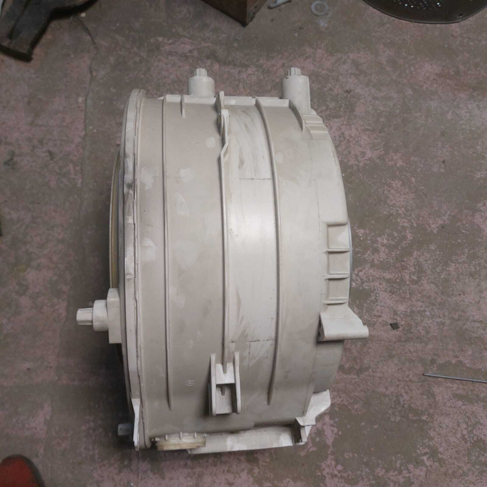 31 Бак для стиральной машины Ariston 14802487800 б/у