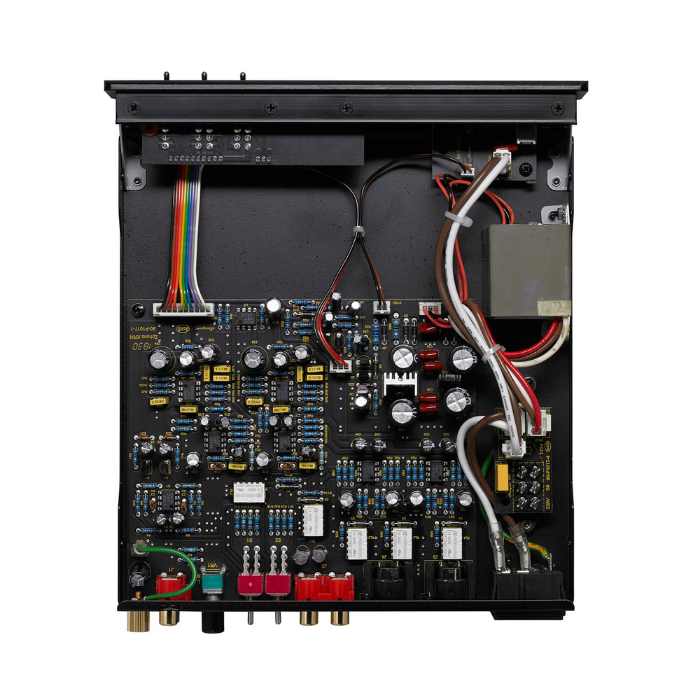 Parasound Zphono XRM, фонокорректор ММ/МС