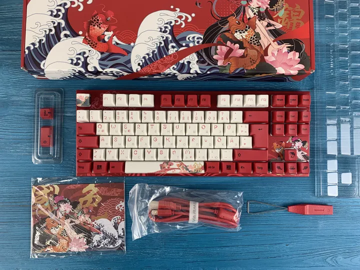 Varmilo VA88 KOI Cherry MX Brown