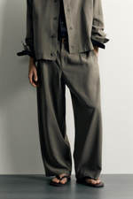 БРЮКИ RELAXED FIT СО СКЛАДКАМИ — ZARA · 0706/740