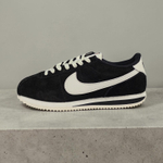 Nike Cortez • Black White