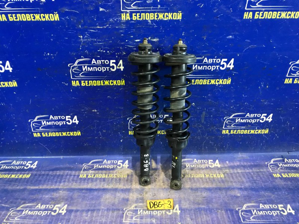 Стойка задняя правая Honda INTEGRA 2000