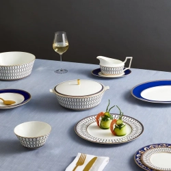 Wedgwood Тарелка Ренессанс Золото 31 см EAN 701587436403