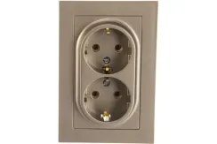 Розетка Systeme Electric ATLASDESIGN с заземлением двойная + рамка шампань 38179