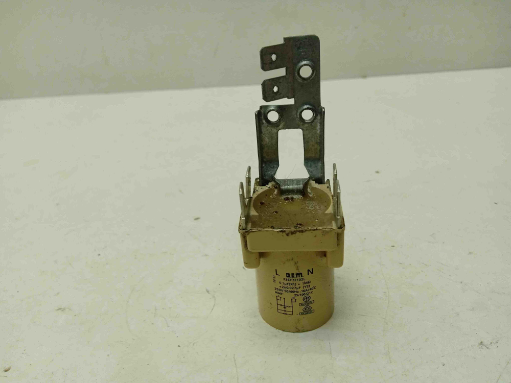 CSN62T кт182 Сетевой фильтр для стиральной машины Candy CSN62T б/у