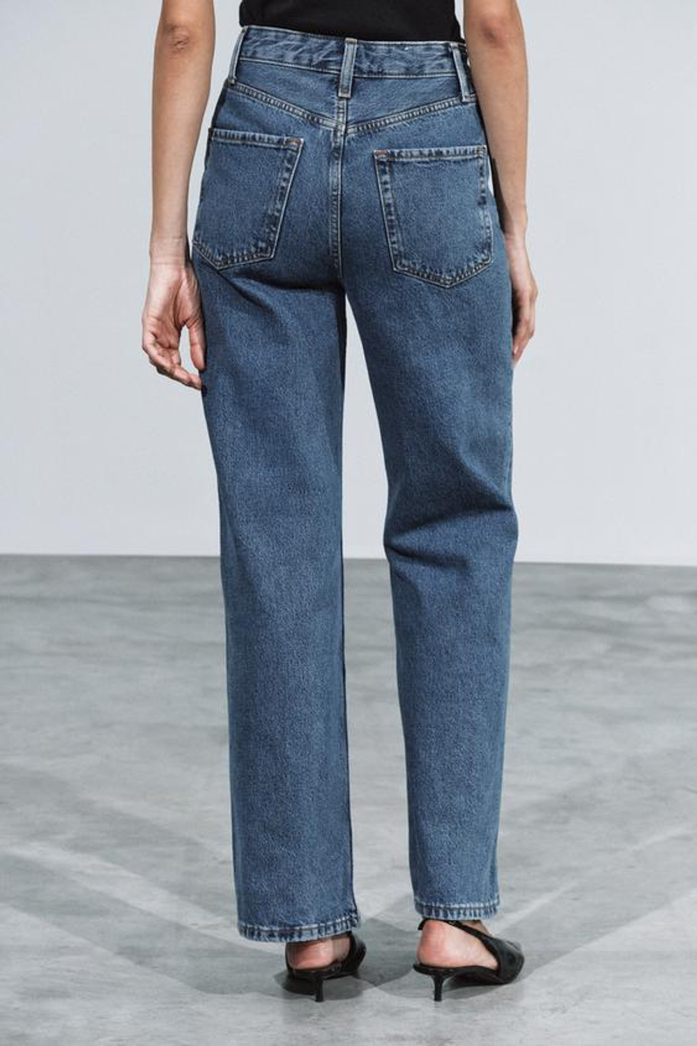 ZARA ДЖИНСЫ STRAIGHT FIT С ВЫСОКОЙ ПОСАДКОЙ — ZW COLLECTION, ВЫЦВЕТШИЙ СИНИЙ