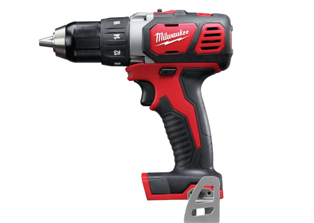 Компактная дрель-шуруповерт Milwaukee M18 BDD-0 4933443530