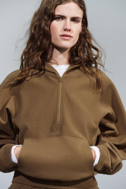 ZARA ШОРТЫ С ЗАЩИПАМИ, ТЕМНЫЙ РЫЖЕВАТО-КОРИЧНЕВЫЙ