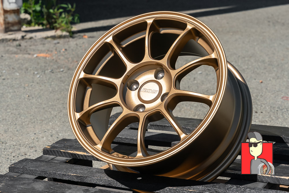 Комплект дисков Rays ZE40 15x7 et38 4x100
