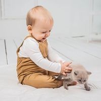 Вельветовый комбинезон на лямках "Миндаль" 0+