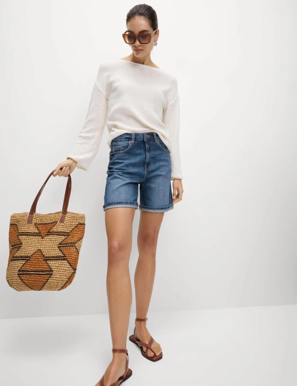 Джинсовые шорты в стиле бойфренд MARKS&SPENCER