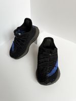 Кроссовки Adidas Yeezy Boost, 22