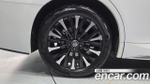 Toyota Alphard 2.5 HEV Executive AWD — 2024
