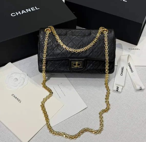 Сумка на плечо женская Chanel 2.55 черный