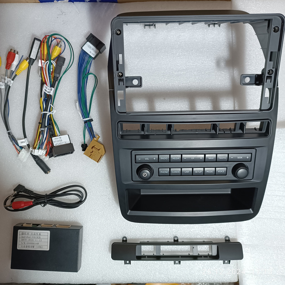 Установочный комплект для VW TOUAREG 2011+  KUBERG KP-1222