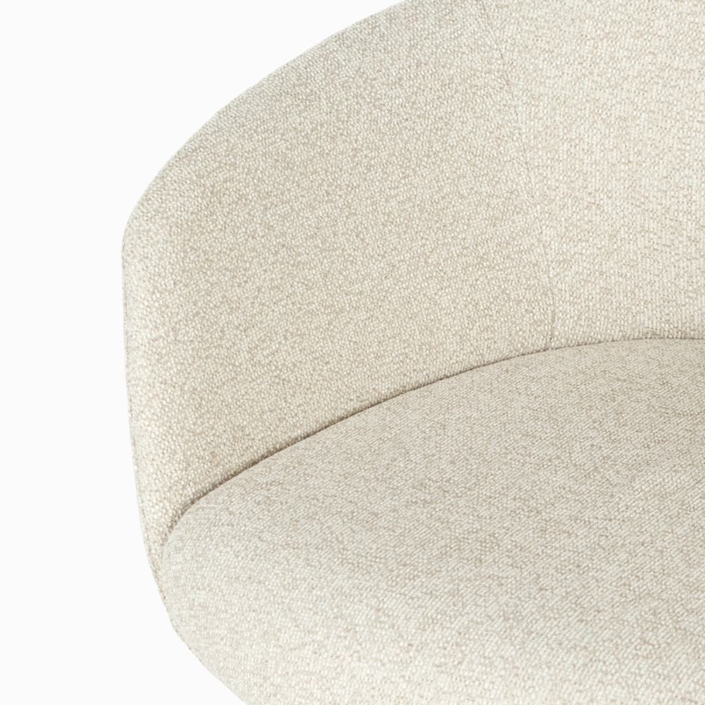 Офисное кресло COSMO Chico Wheels