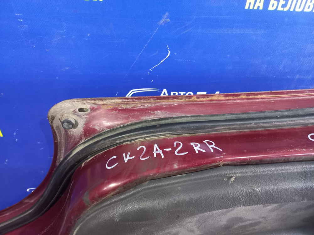 Дверь задняя правая MITSUBISHI LANCER 1995