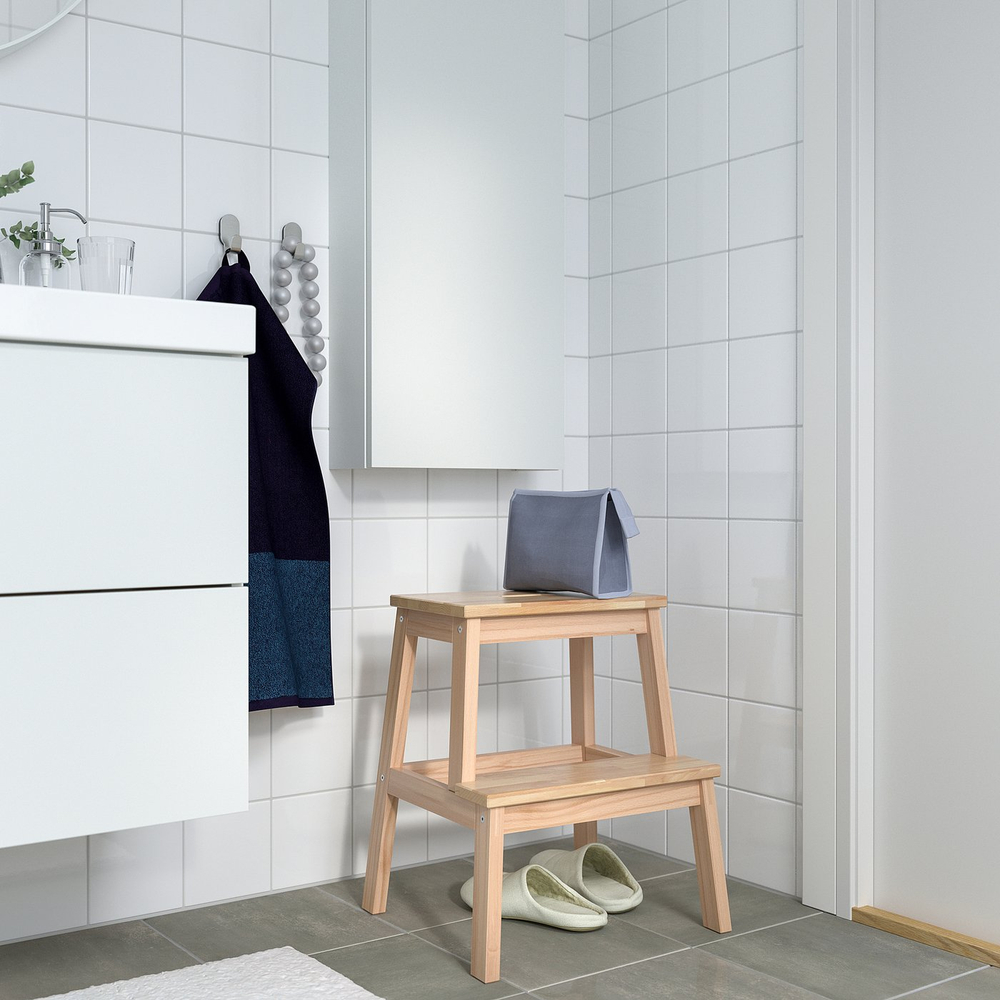 IKEA BEKVÄM  (ИКЕА БЕКВЭМ)  -  Табурет-стремянка - бук 50 см