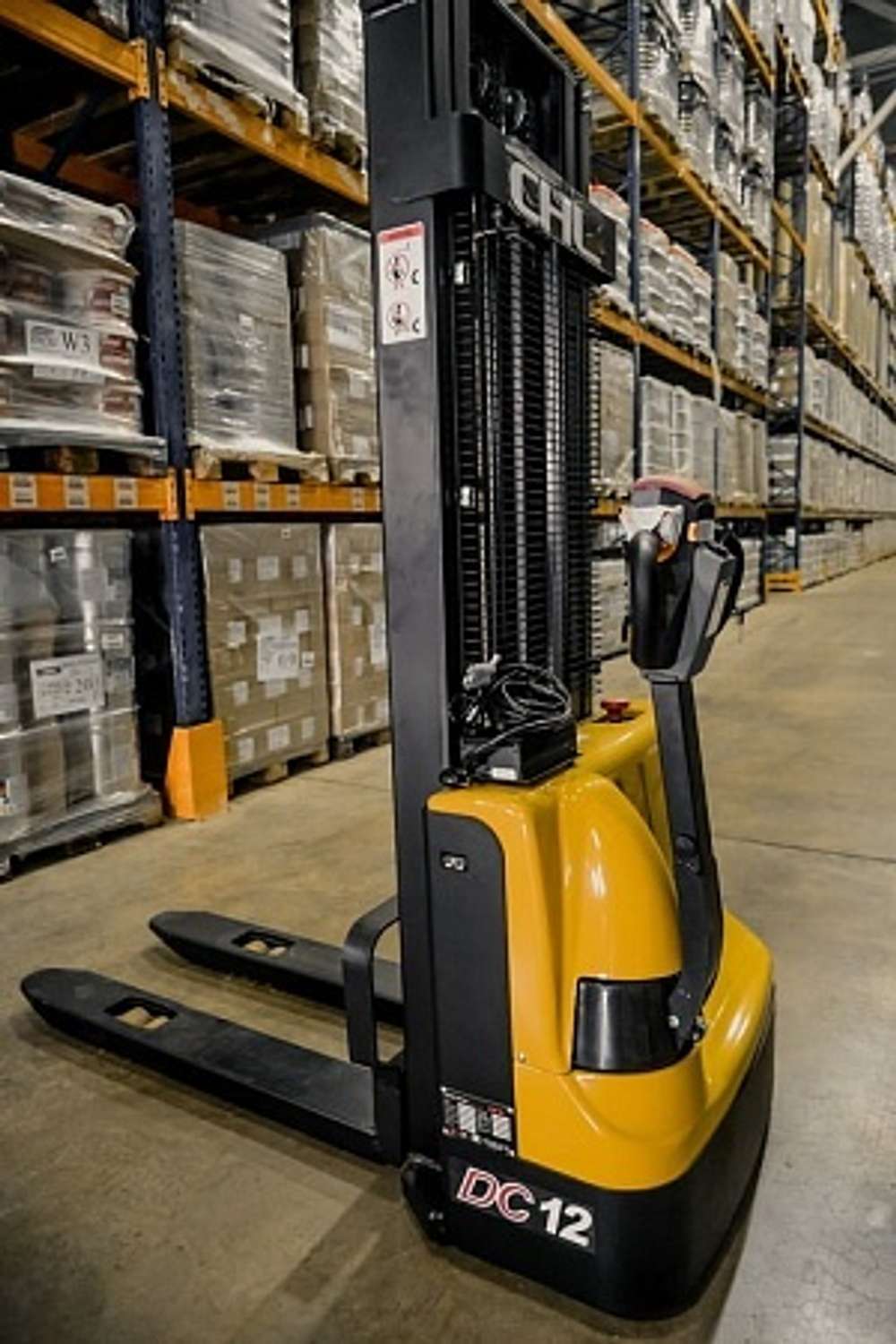 Штабелер электрический самоходный CHL CDD12J-LI 1,2т 3,6м Li-Ion: 24/60 В/Ач