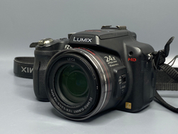 Panasonic Lumix DMC-FZ100