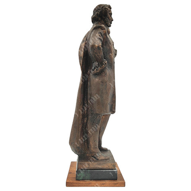Динес Ю. С. Эскиз памятника А. С. Пушкину. Бронза. 1980-е