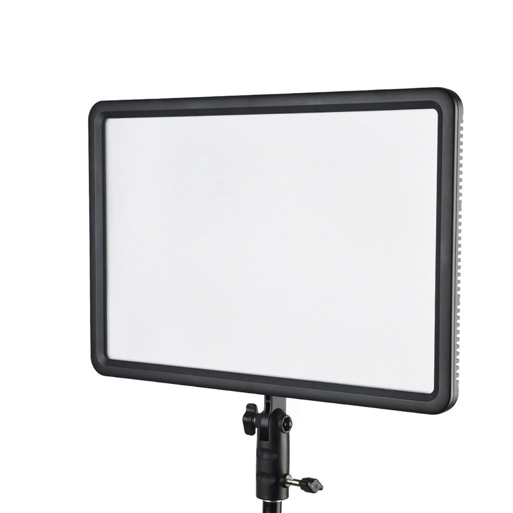 Светодиодный осветитель Godox LEDP260C