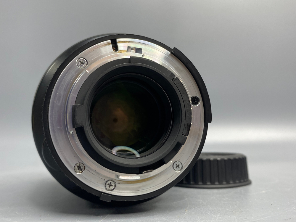Nikon 105mm f/2.8D AF Micro Nikkor