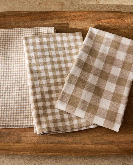 ZARA HOME КУХОННОЕ ПОЛОТЕНЦЕ ИЗ ХЛОПКА С ТКАНЫМ УЗОРОМ (НАБОР ИЗ 3 ШТ.), БЕЖЕВЫЙ
