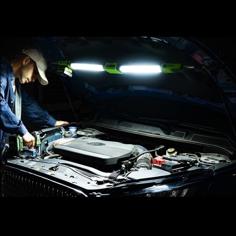 Подкапотный LED-прожектор аккумуляторный Greenworks Арт.3503607, 24V, 1200 Лм