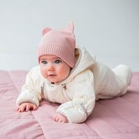 Шапка хлопковая однослойная с ушками "Пыльная роза" на завязках 0+