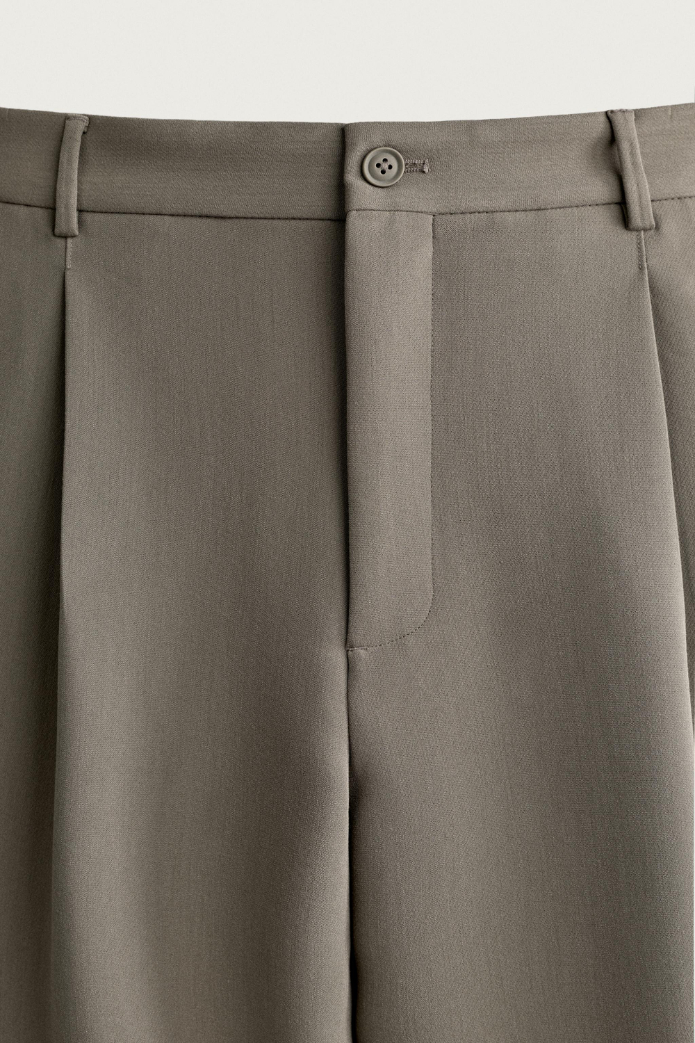 БРЮКИ RELAXED FIT СО СКЛАДКАМИ — ZARA · 8281/740