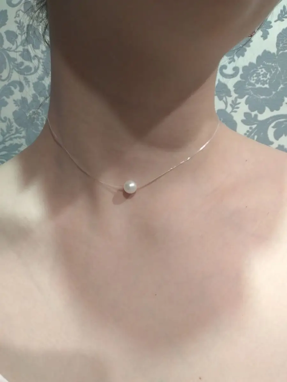 Колье невидимка