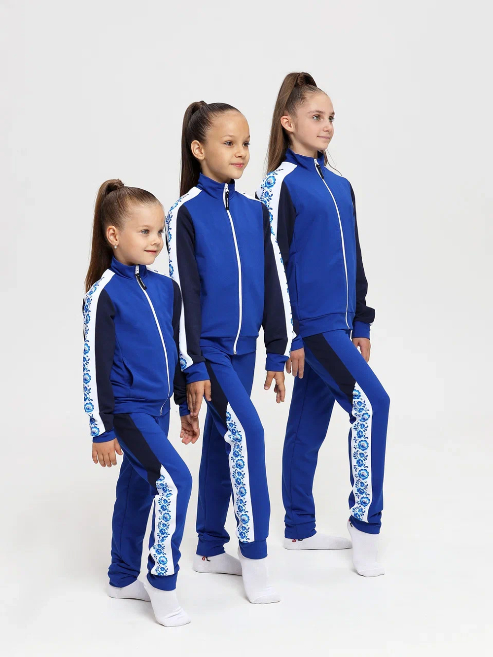 спортивный костюм для девочки яркий синий WILDWINS