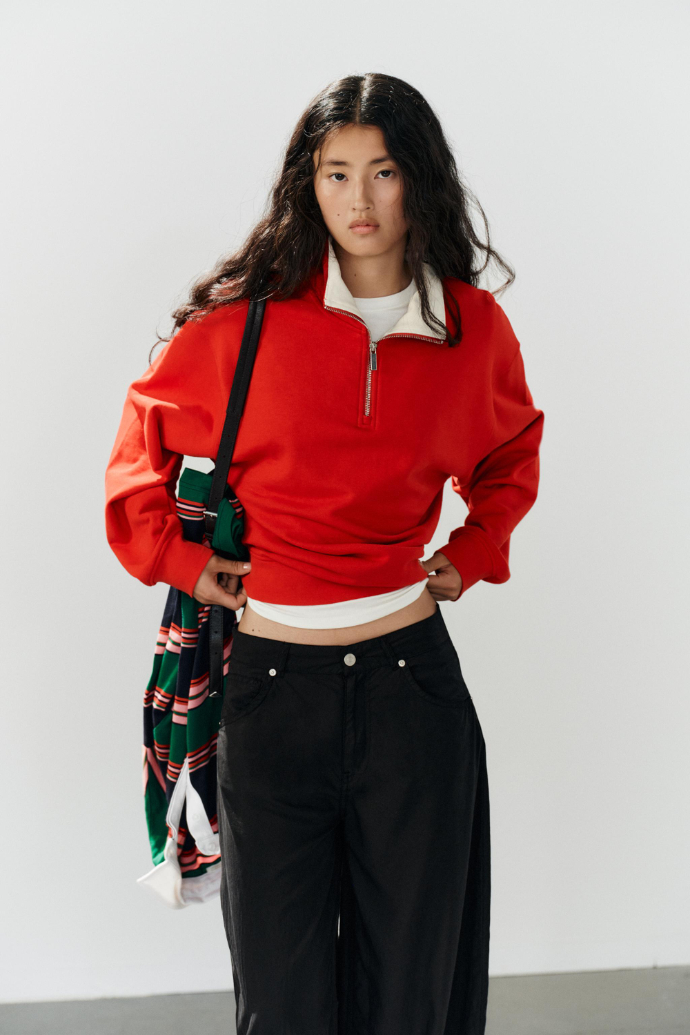 СВОБОДНЫЕ БРЮКИ BALLOON С МАНЖЕТАМИ — ZARA