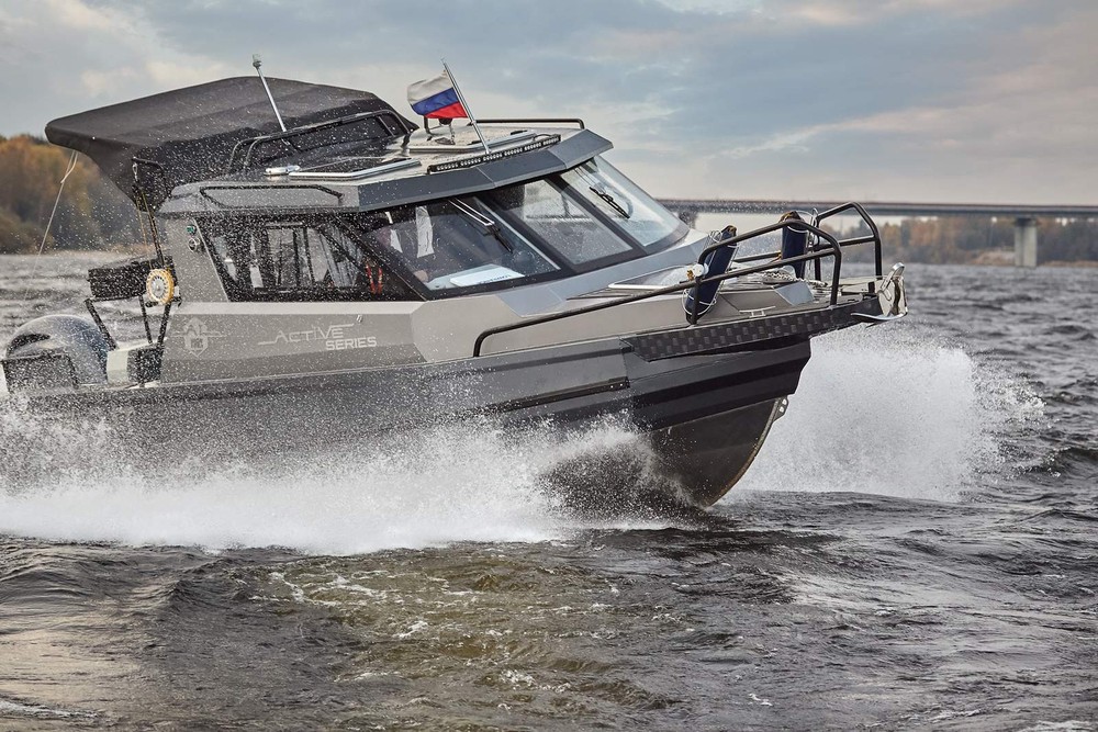 Лодка BERKUT Active Hard Top
