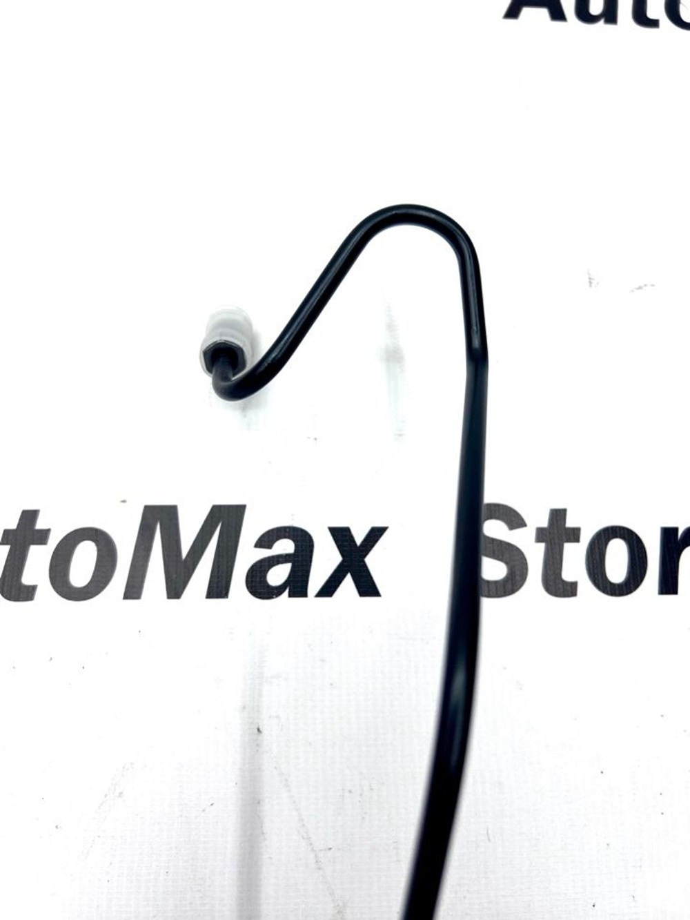 Трубка тормозная задняя правая Фольксваген Поло, Шкода Рапид. 1J0614750. Оригинал.