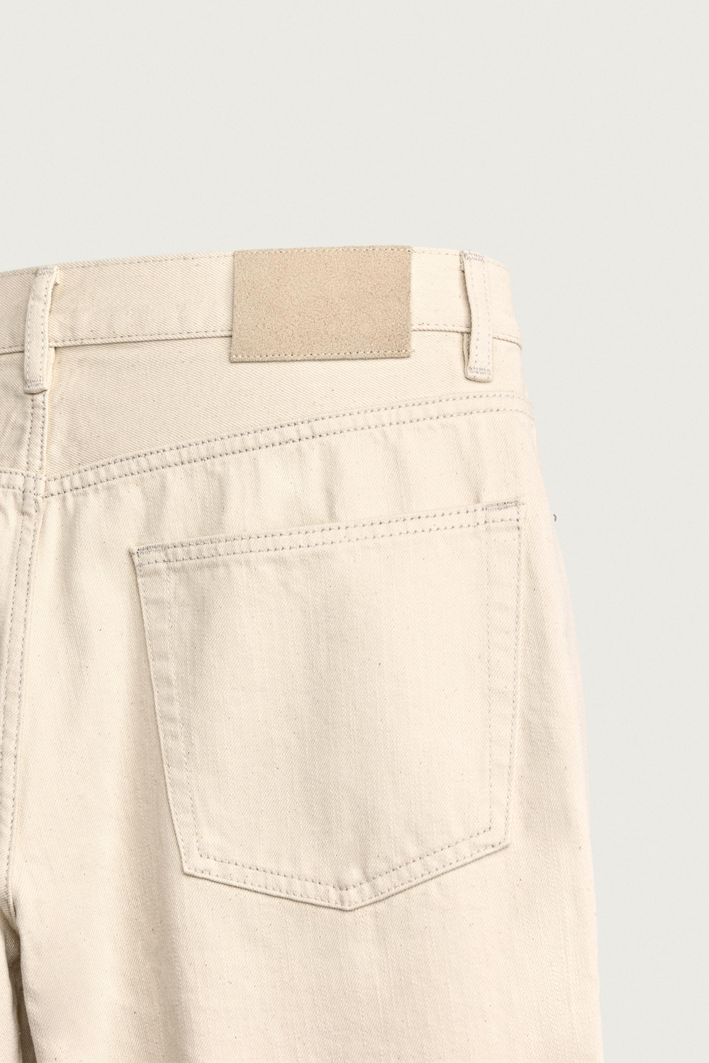 ДЖИНСЫ STRAIGHT FIT С КОНТРАСТНЫМИ ОТВОРОТАМИ — ZARA