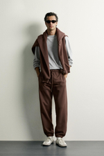 БАЗОВЫЕ СПОРТИВНЫЕ БРЮКИ — ZARA