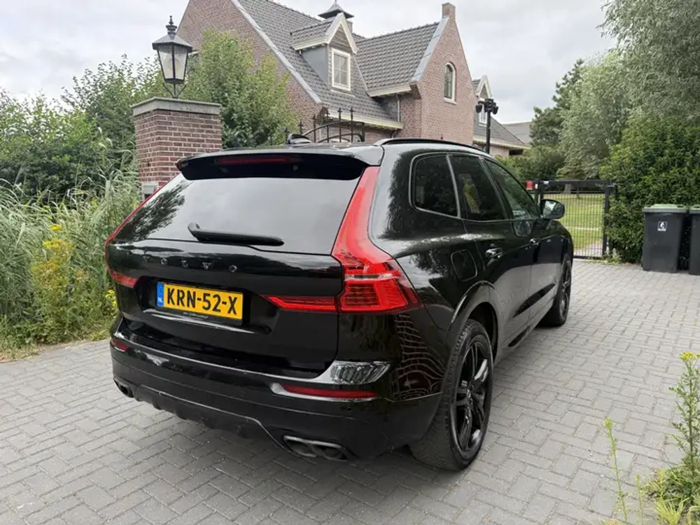 Volvo XC60 Recharge T6 AWD R-Design