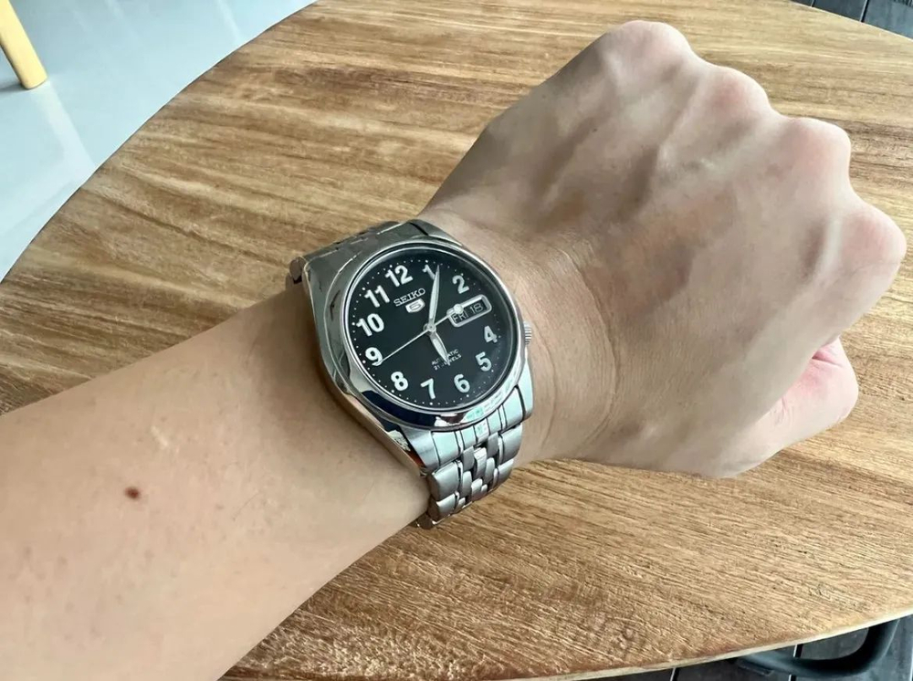 Мужские наручные часы Seiko SNK381K1