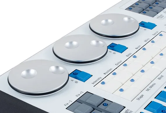 AVOLITES Titan Mobile Console